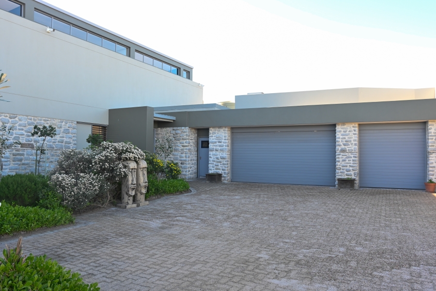 6 Bedroom Property for Sale in Romansbaai Estate Western Cape